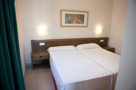 Gloria Ízaro Club Hotel