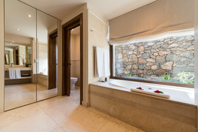 Gran Deluxe Villas
