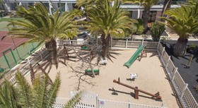 Apartamentos La Peñita