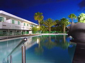 Apartamentos La Peñita