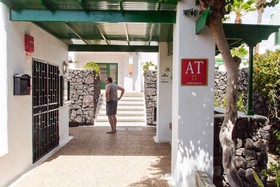 Las Acacias