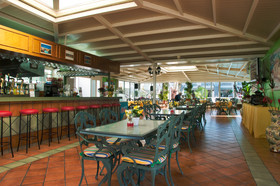 Montana Club Suite Hotel