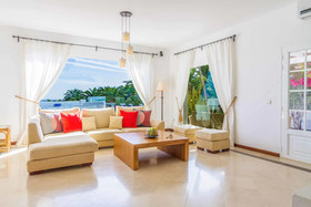 Villa Azurra