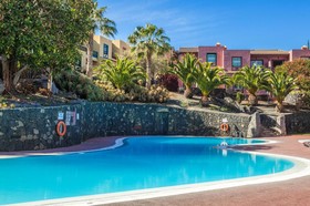 Apartamentos Oasis San Antonio