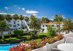 Los Rosales Apartamentos