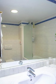 Travelodge Madrid Alcala de Henares