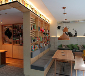 Complutum Hostel