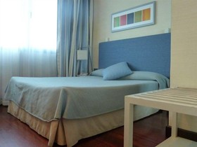 Hotel Puerta de Alcalá