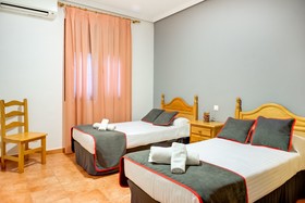 Hotel Restaurante Mr by Oyo Rooms
