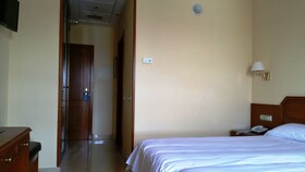 Hotel Humanes