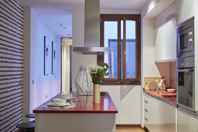 60 Balconies Urban Stay-Edificio Recoletos