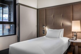 AC Hotel Avenida de America