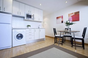 Apartamentos APR Alcalá