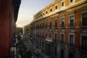 Apartamentos Atocha by Gavirental