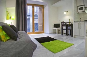 Apartamentos Puerta del Sol