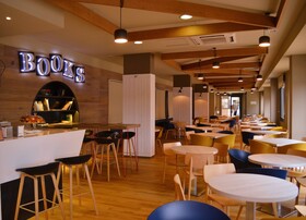 Aparthotel Compostela Suites