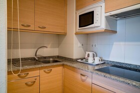 Aparthotel Compostela Suites