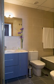Aparthotel Compostela Suites