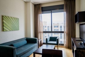 Aparthotel Compostela Suites