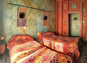Artistic B&B