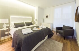 Atocha Corner - Barrio de las Letras