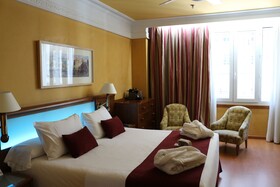 Catalonia Plaza España Hotel & Spa