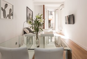 Chueca Exclusive - Madflats Collection