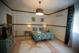 Escala Suites