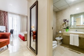 Exe Suites 33