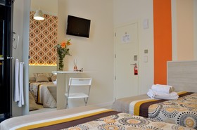 Far Home Hostels Plaza Mayor
