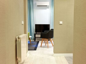 Feelathome Madrid Suites Apartments
