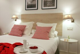 Feelathome Madrid Suites Apartments