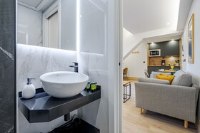 Feelathome Ventas Suites