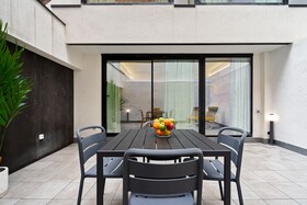 Feelathome Ventas Suites