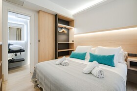 Feelathome Ventas Suites