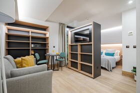 Feelathome Ventas Suites