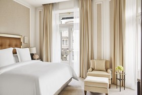 Four Seasons Hotel Madrid