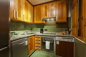 Fuencarral Apartments by FlatSweetHome