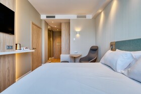Holiday Inn Express Madrid Airport