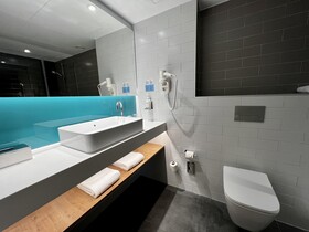 Holiday Inn Express Madrid Airport