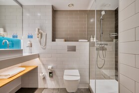 Holiday Inn Express Madrid Airport