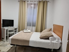 Hostal Arturo Soria