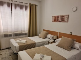 Hostal Arturo Soria