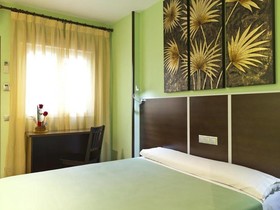 Hostal Avenida Barajas