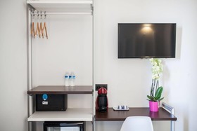 Hostal Gran Via 44