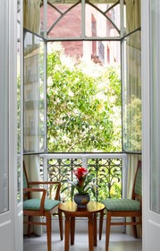 Hostal La Macarena