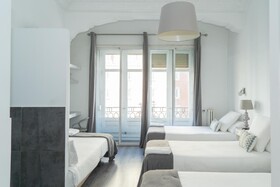 Hostal Madrid Gran Via 63
