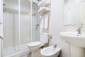Hostal Madrid Gran Via 63
