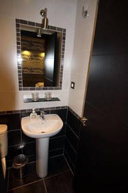 Hostal MH Fuencarral