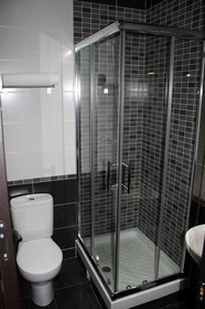 Hostal MH Fuencarral